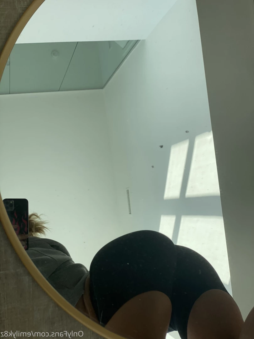 Emily K [ emilyk8z ] Onlyfans leaked photo 15993715 on Hotleaks.tv