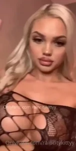 Kitty💕 BJ Barbie [ raincitykittyy ] Onlyfans leaked video 18287732 on Hotleaks.tv