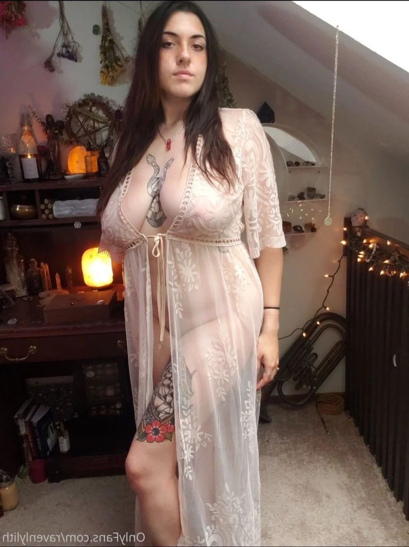 ‧₊˚*.☽ℜ𝔞𝔳𝔢𝔫☾‧₊˚*. [ ravenlylith ] Onlyfans leaked photo 5921661 on Hotleaks.tv