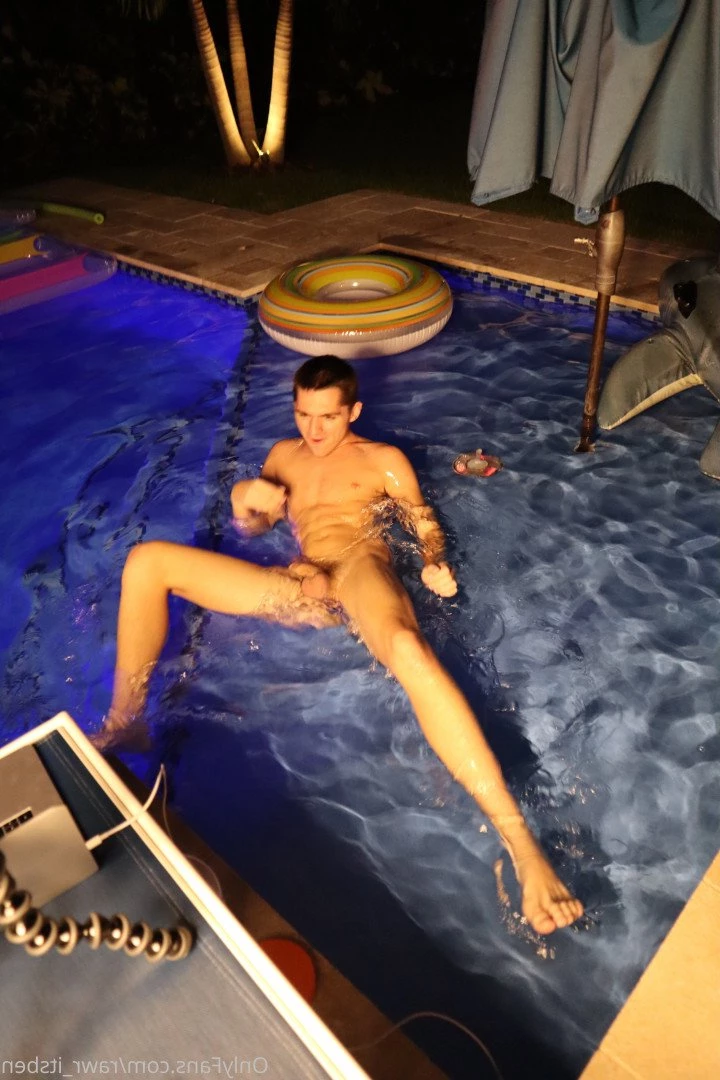 itsben [ rawr_itsben ] Onlyfans leaked photo 3147576 on Hotleaks.tv