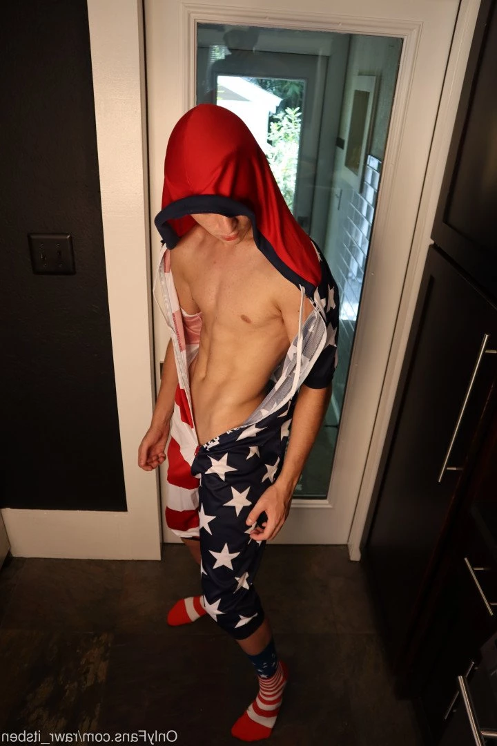 itsben [ rawr_itsben ] Onlyfans leaked photo 3153165 on Hotleaks.tv