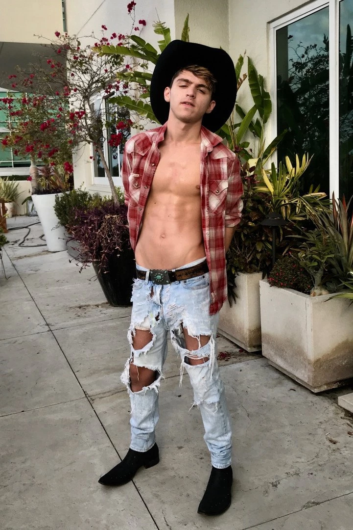 itsben [ rawr_itsben ] Onlyfans leaked photo 3153442 on Hotleaks.tv