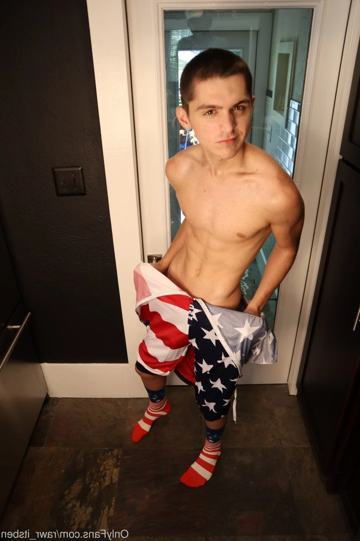 itsben [ rawr_itsben ] Onlyfans leaked photo 3168801 on Hotleaks.tv