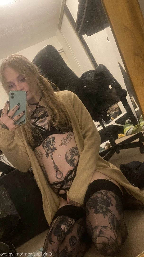 Emily Pie [ emilypiexo ] Onlyfans leaked photo 354411 on Hotleaks.tv