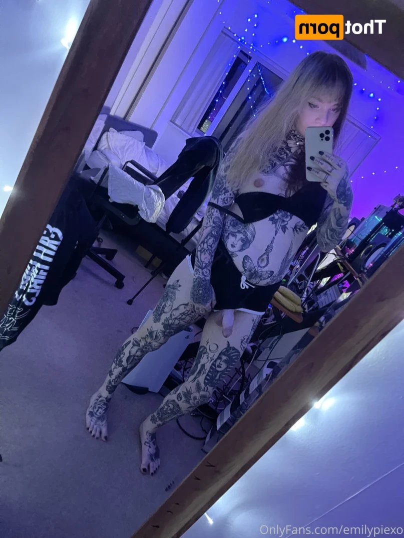 Emily Pie [ emilypiexo ] Onlyfans leaked photo 11375075 on Hotleaks.tv