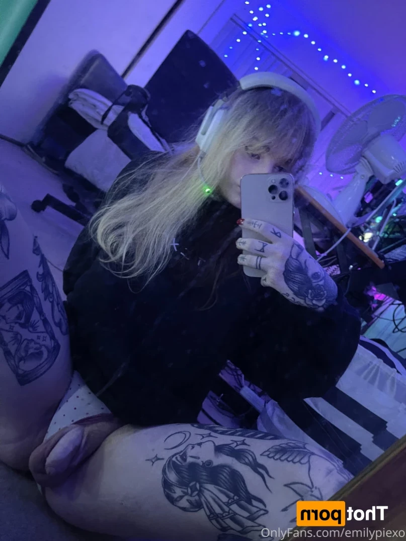 Emily Pie [ emilypiexo ] Onlyfans leaked photo 11413592 on Hotleaks.tv