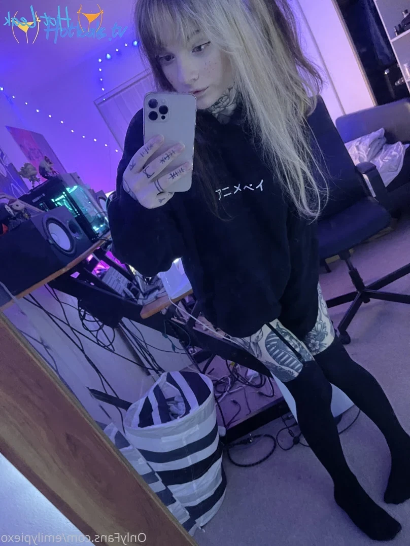 Emily Pie [ emilypiexo ] Onlyfans leaked photo 11525811 on Hotleaks.tv