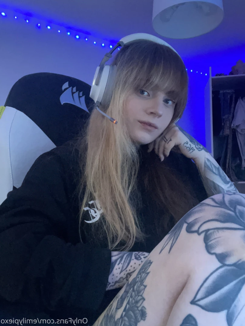 Emily Pie [ emilypiexo ] Onlyfans leaked photo 11528866 on Hotleaks.tv