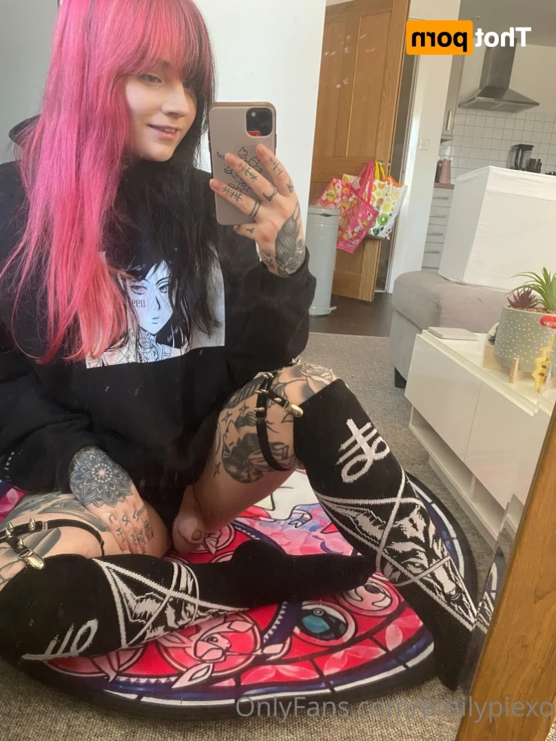 Emily Pie [ emilypiexo ] Onlyfans leaked photo 11537310 on Hotleaks.tv