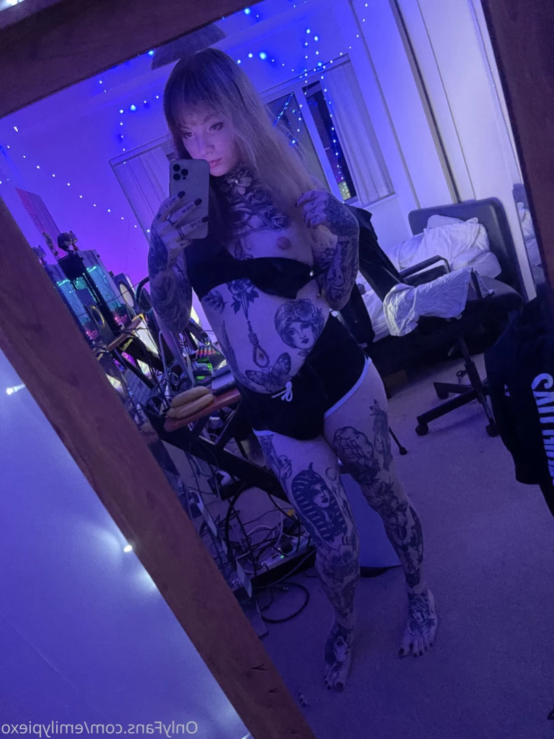 Emily Pie [ emilypiexo ] Onlyfans leaked photo 11543031 on Hotleaks.tv