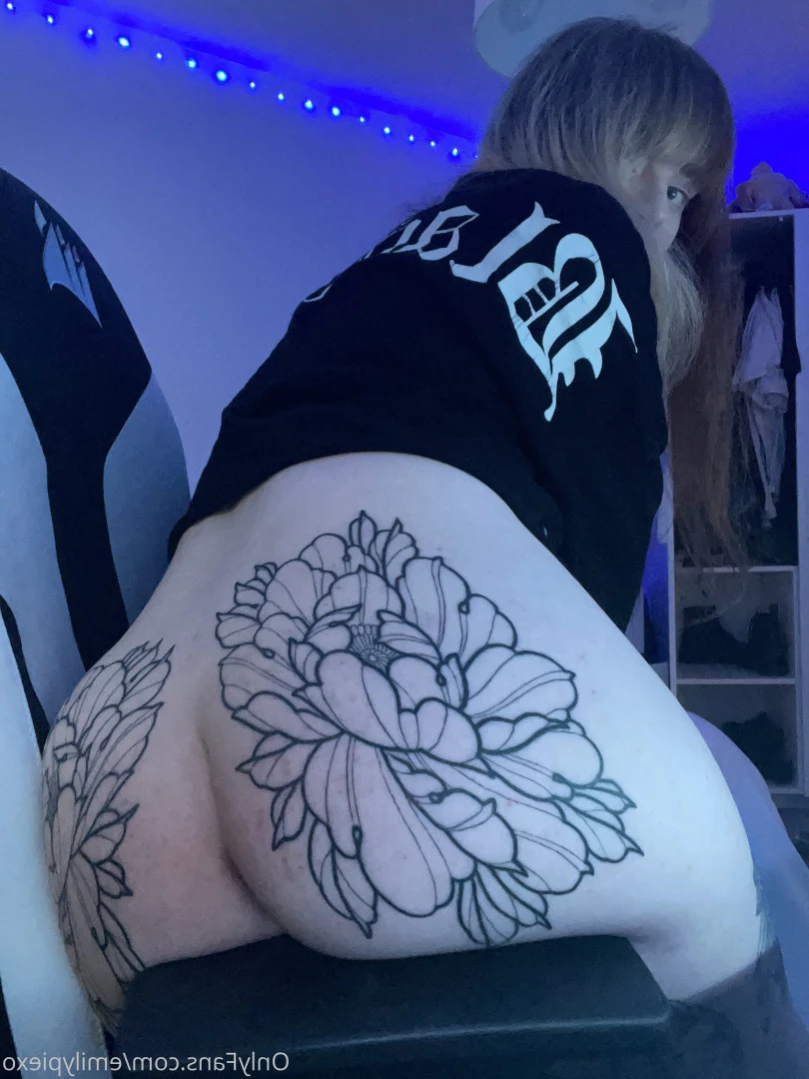 Emily Pie [ emilypiexo ] Onlyfans leaked photo 12162294 on Hotleaks.tv