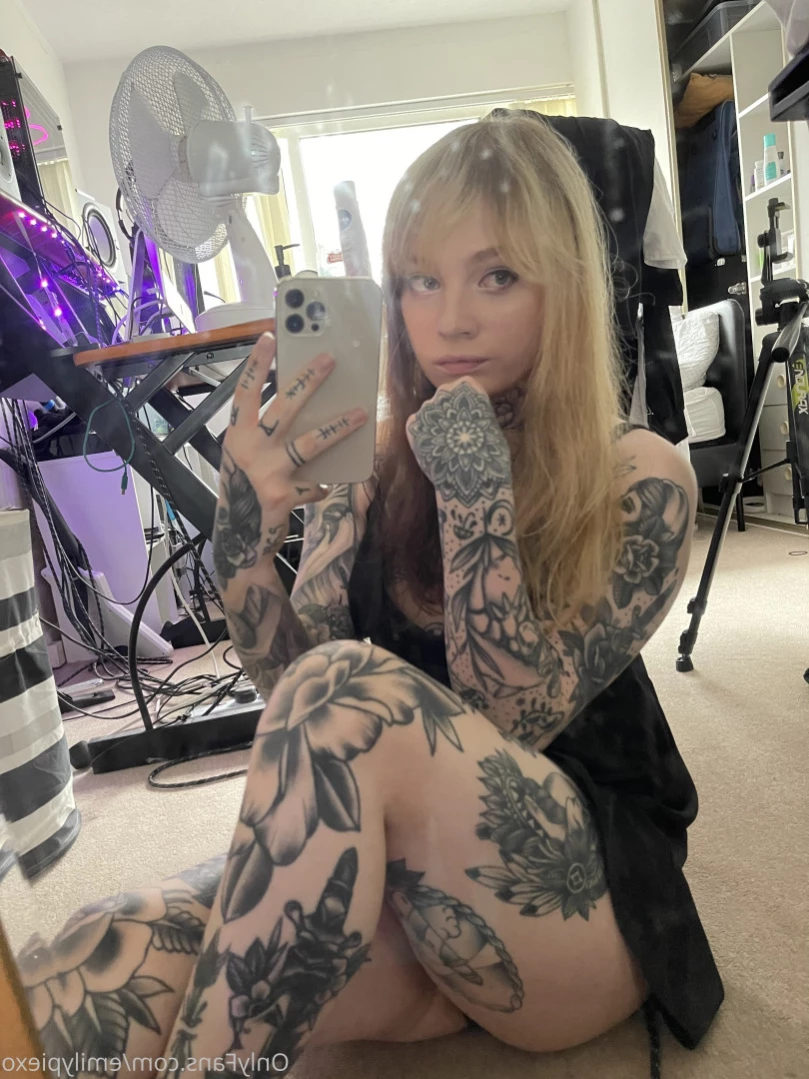 Emily Pie [ emilypiexo ] Onlyfans leaked photo 12341068 on Hotleaks.tv