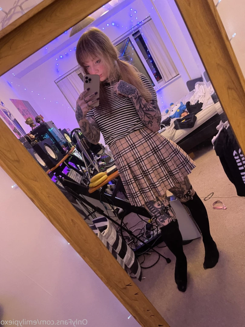 Emily Pie [ emilypiexo ] Onlyfans leaked photo 12429889 on Hotleaks.tv