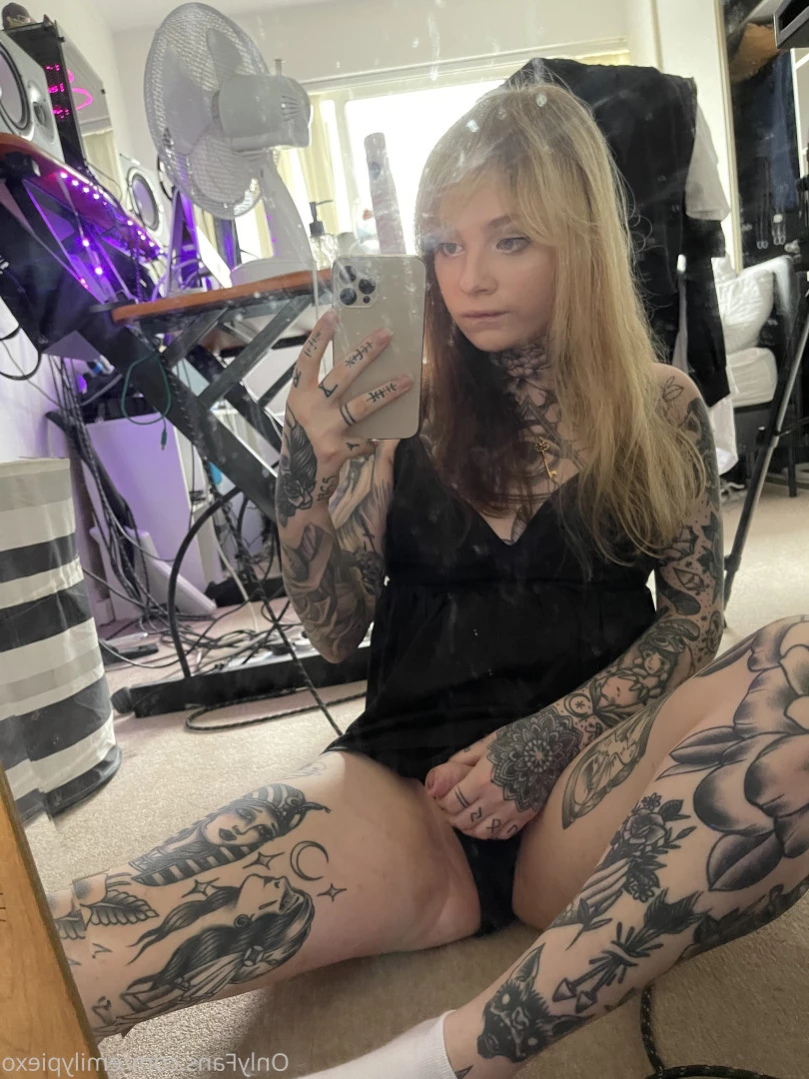 Emily Pie [ emilypiexo ] Onlyfans leaked photo 13355198 on Hotleaks.tv