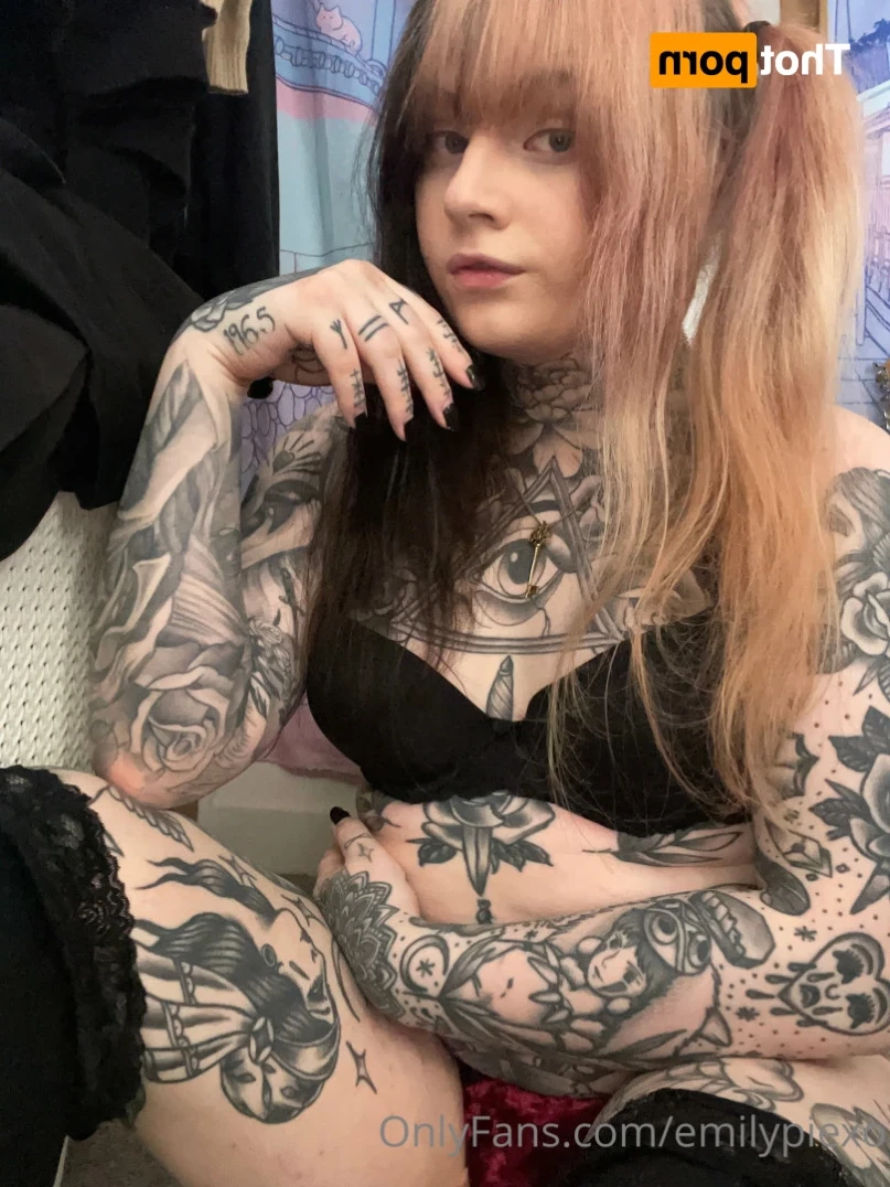 Emily Pie [ emilypiexo ] Onlyfans leaked photo 14597549 on Hotleaks.tv