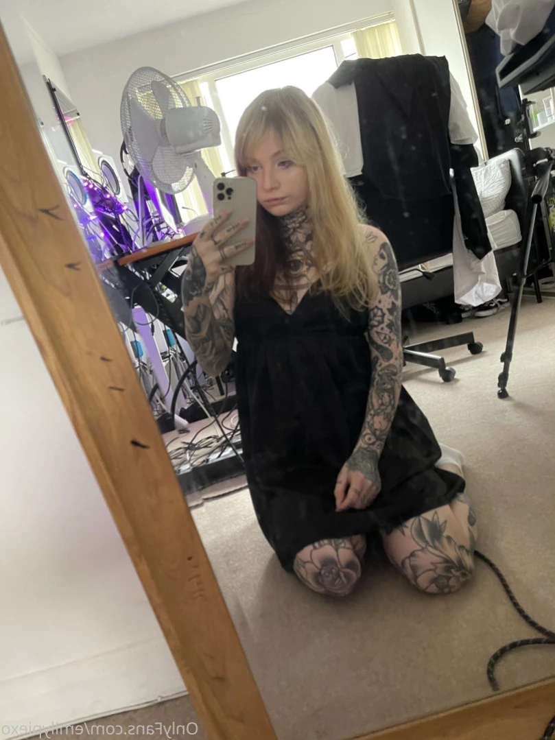 Emily Pie [ emilypiexo ] Onlyfans leaked photo 15065891 on Hotleaks.tv