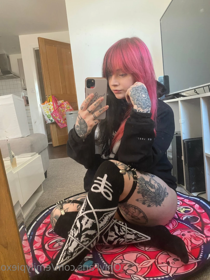 Emily Pie [ emilypiexo ] Onlyfans leaked photo 15390106 on Hotleaks.tv