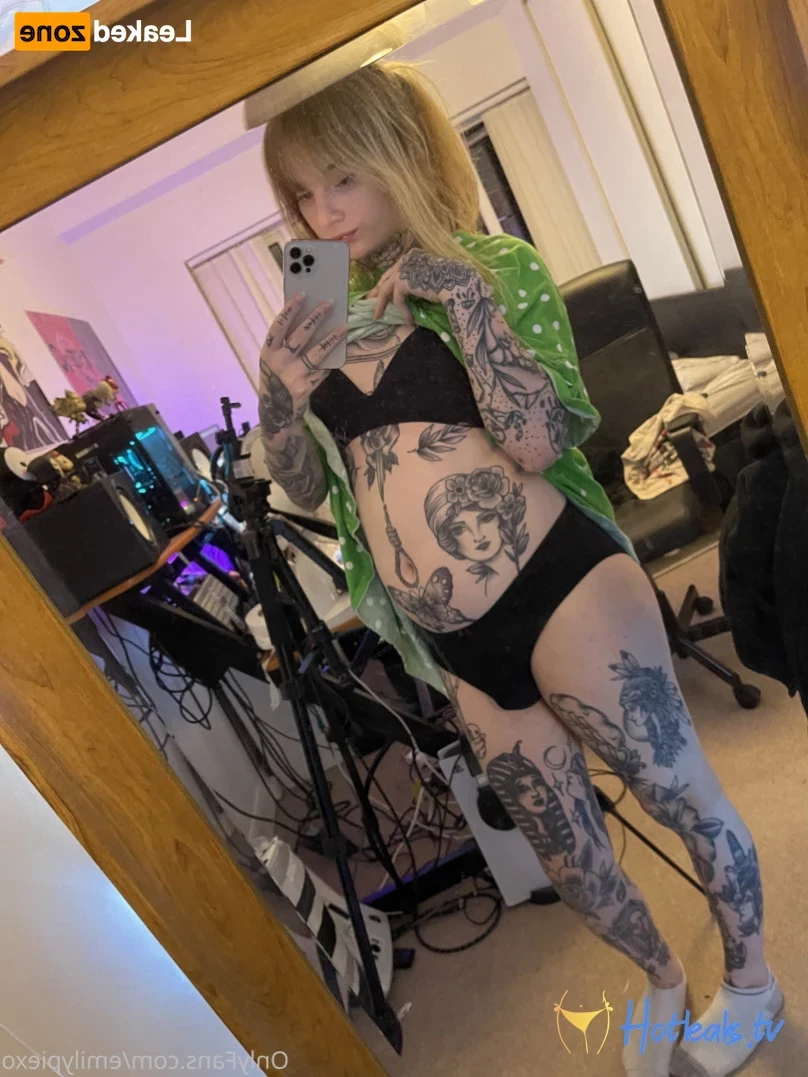Emily Pie [ emilypiexo ] Onlyfans leaked photo 15426785 on Hotleaks.tv