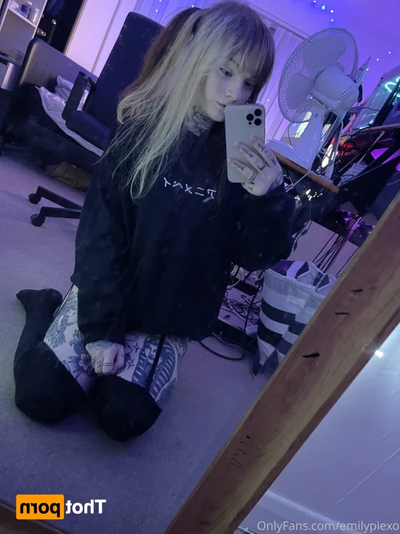 Emily Pie [ emilypiexo ] Onlyfans leaked photo 15635632 on Hotleaks.tv