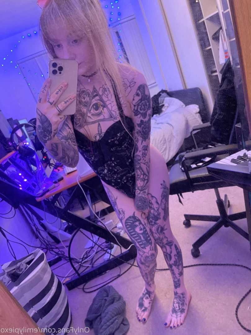 Emily Pie [ emilypiexo ] Onlyfans leaked photo 16221785 on Hotleaks.tv