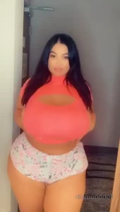 10599578