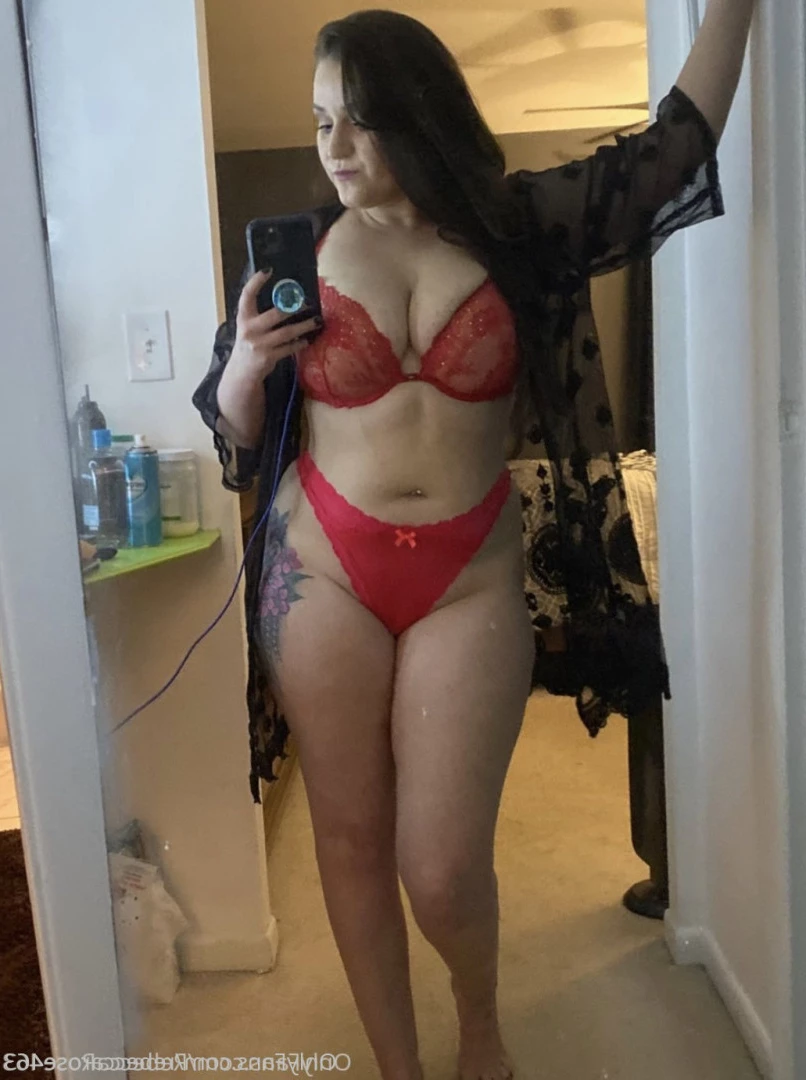 RebeccaRose🌹 Phat Ass Goddess 🍑 [ rebeccarose463 ] Onlyfans leaked photo 6194250 on Hotleaks.tv