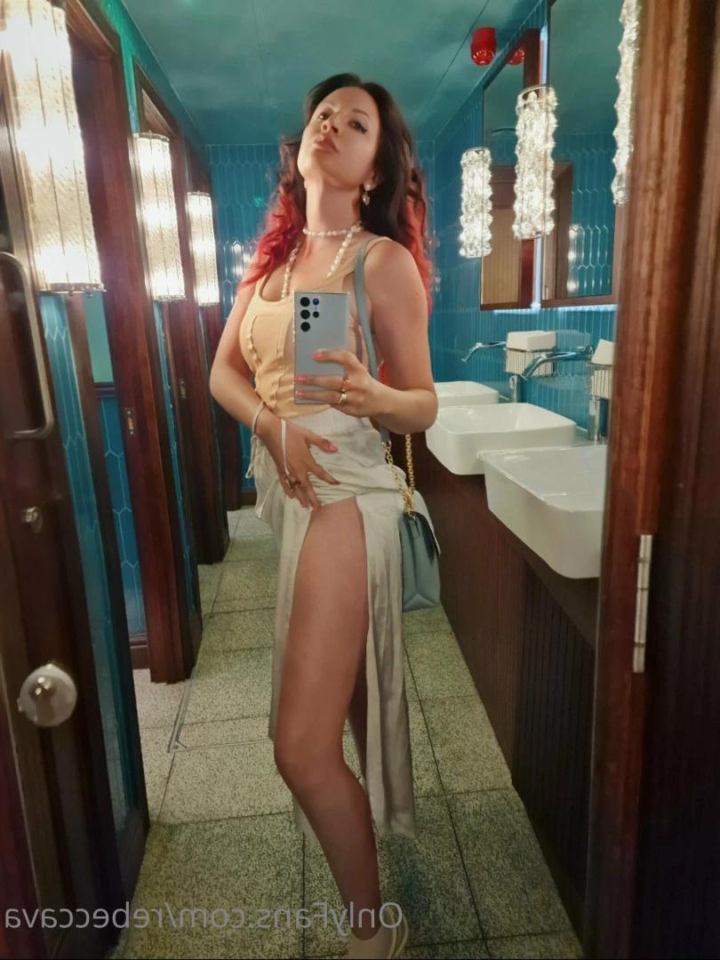 Rebecca Vocal Athlete [ rebeccava ] Onlyfans leaked photo 5918111 on Hotleaks.tv