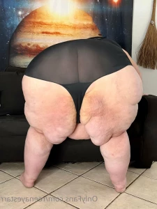 7895735