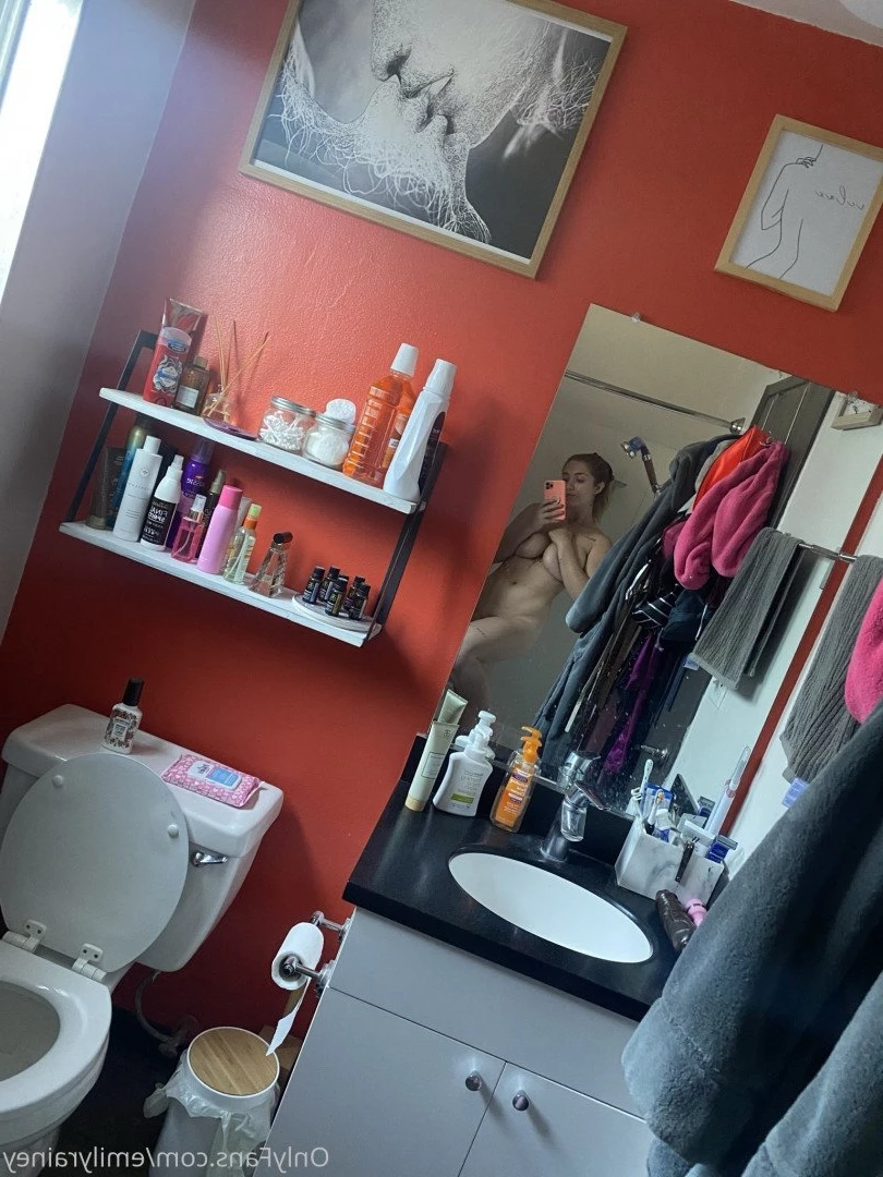 emily [ emilyrainey ] Onlyfans leaked photo 356070 on Hotleaks.tv