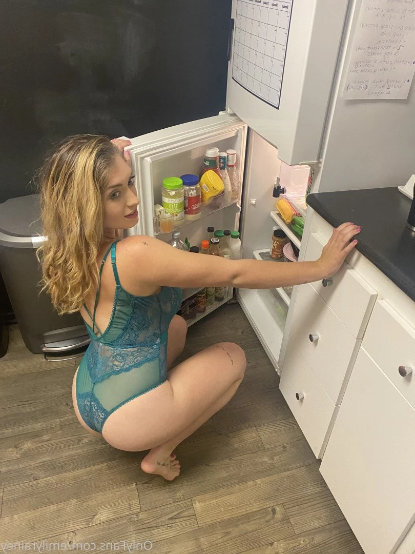 emily [ emilyrainey ] Onlyfans leaked photo 356242 on Hotleaks.tv