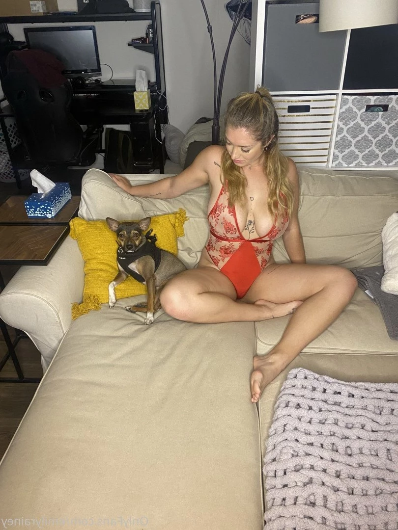 emily [ emilyrainey ] Onlyfans leaked photo 356327 on Hotleaks.tv