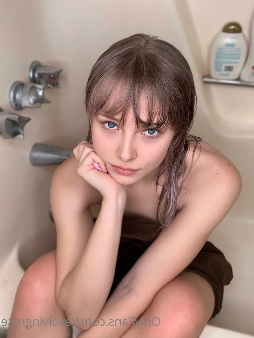 Rose [ revolvingrose ] Onlyfans leaked photo 2836948 on Hotleaks.tv