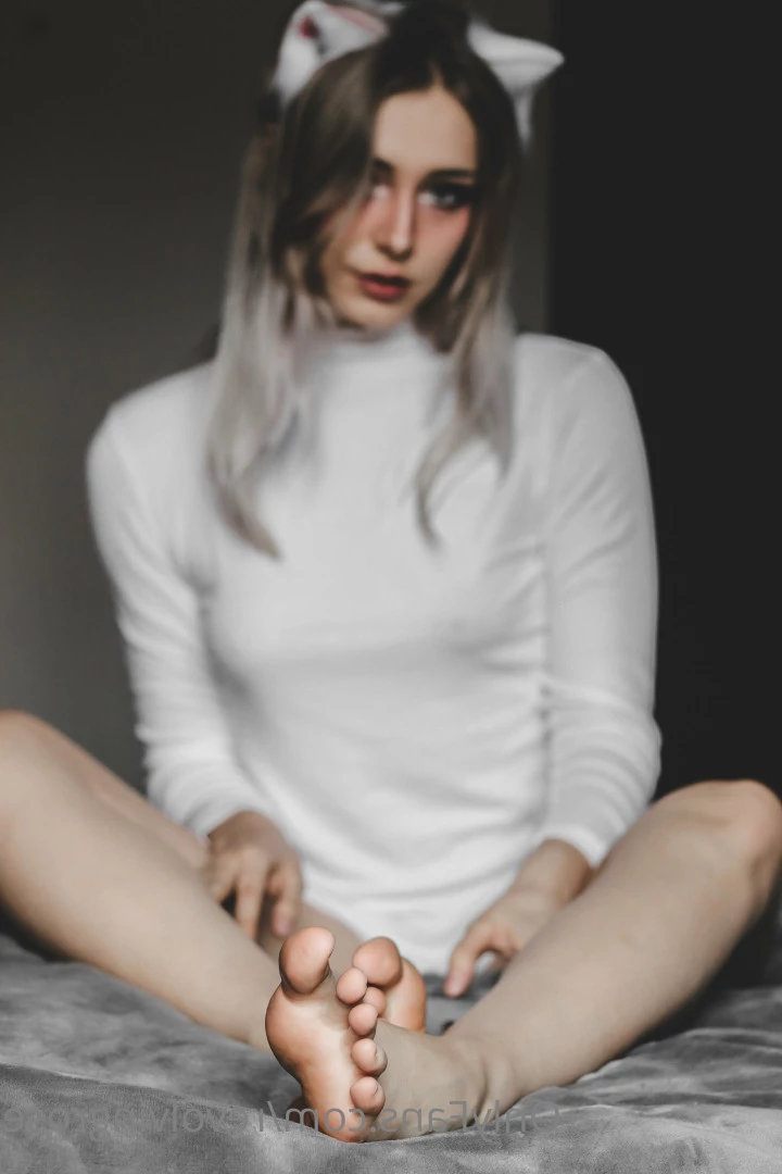 Rose [ revolvingrose ] Onlyfans leaked photo 5803813 on Hotleaks.tv