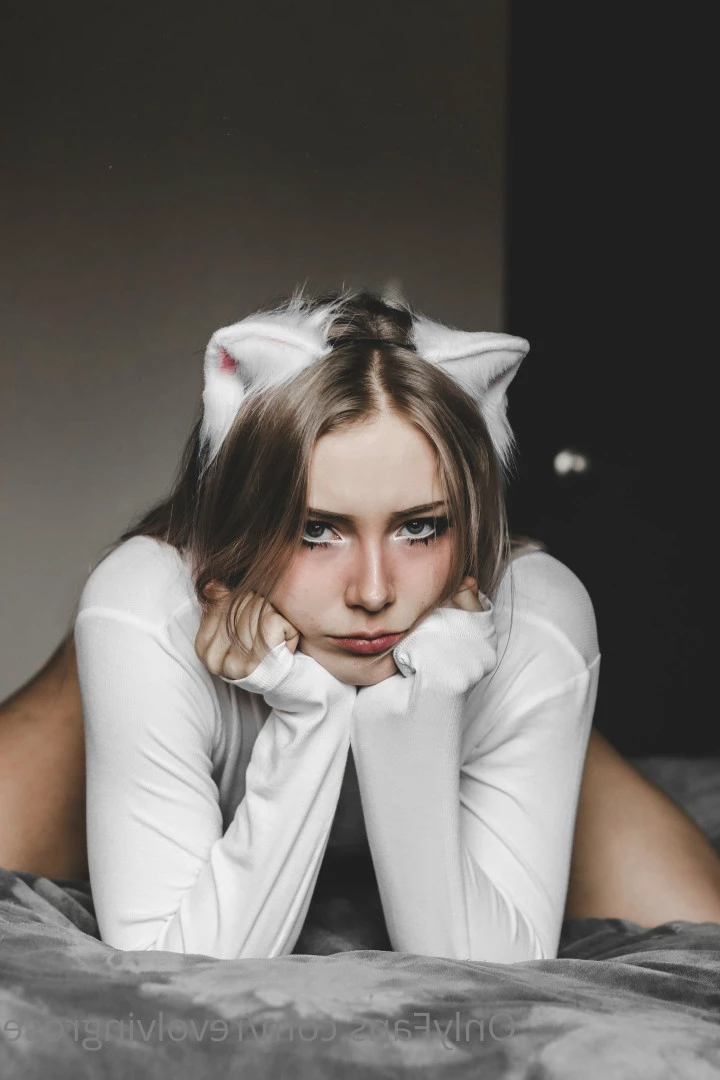 Rose [ revolvingrose ] Onlyfans leaked photo 5804129 on Hotleaks.tv
