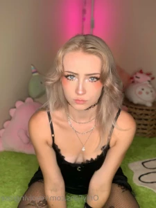 5804185
