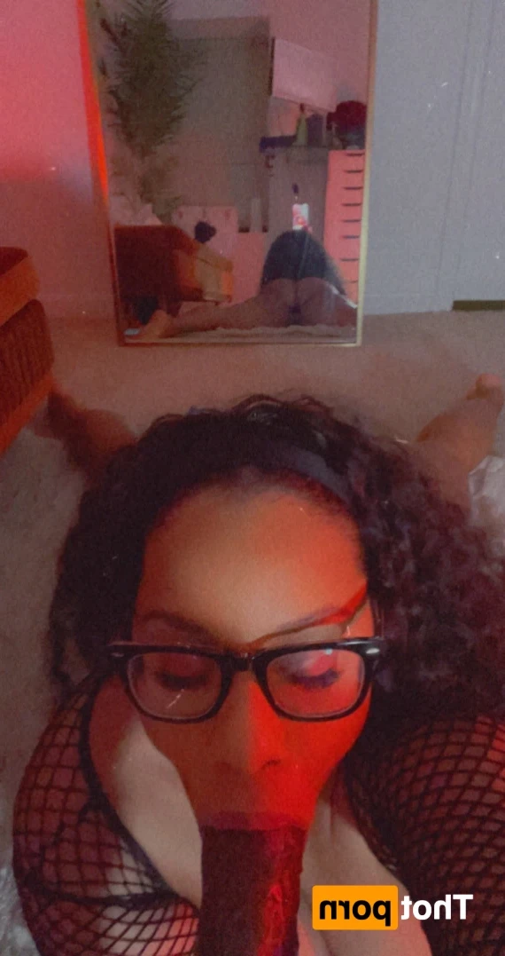 rhondasroom Onlyfans leaked photo 10884518 on Hotleaks.tv