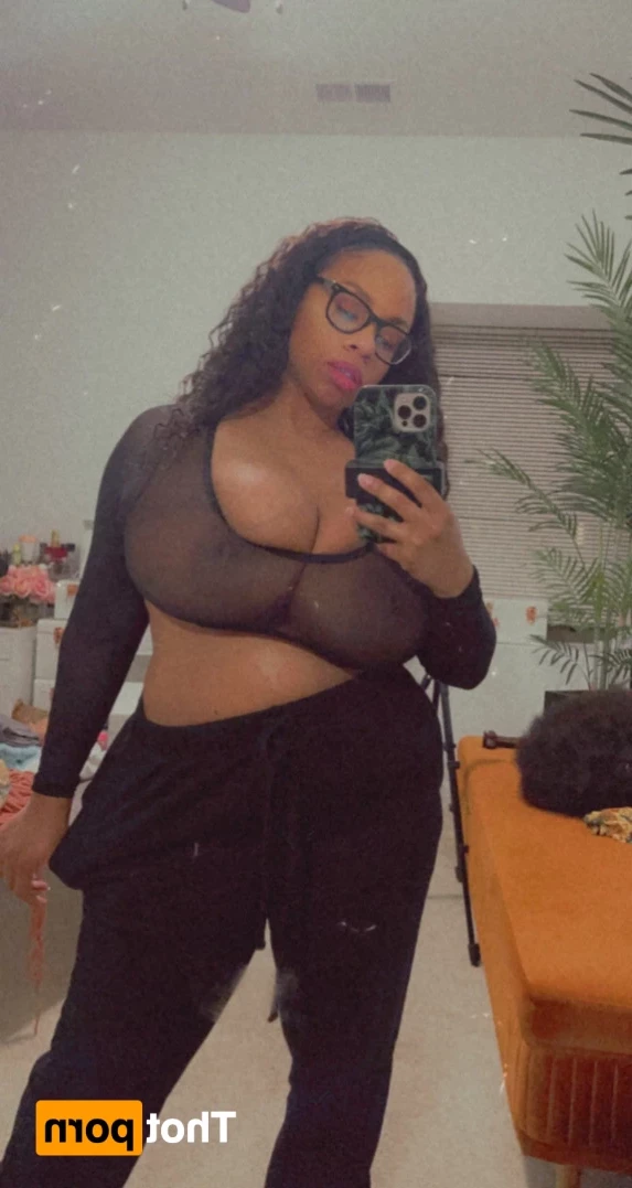 rhondasroom Onlyfans leaked photo 12630002 on Hotleaks.tv