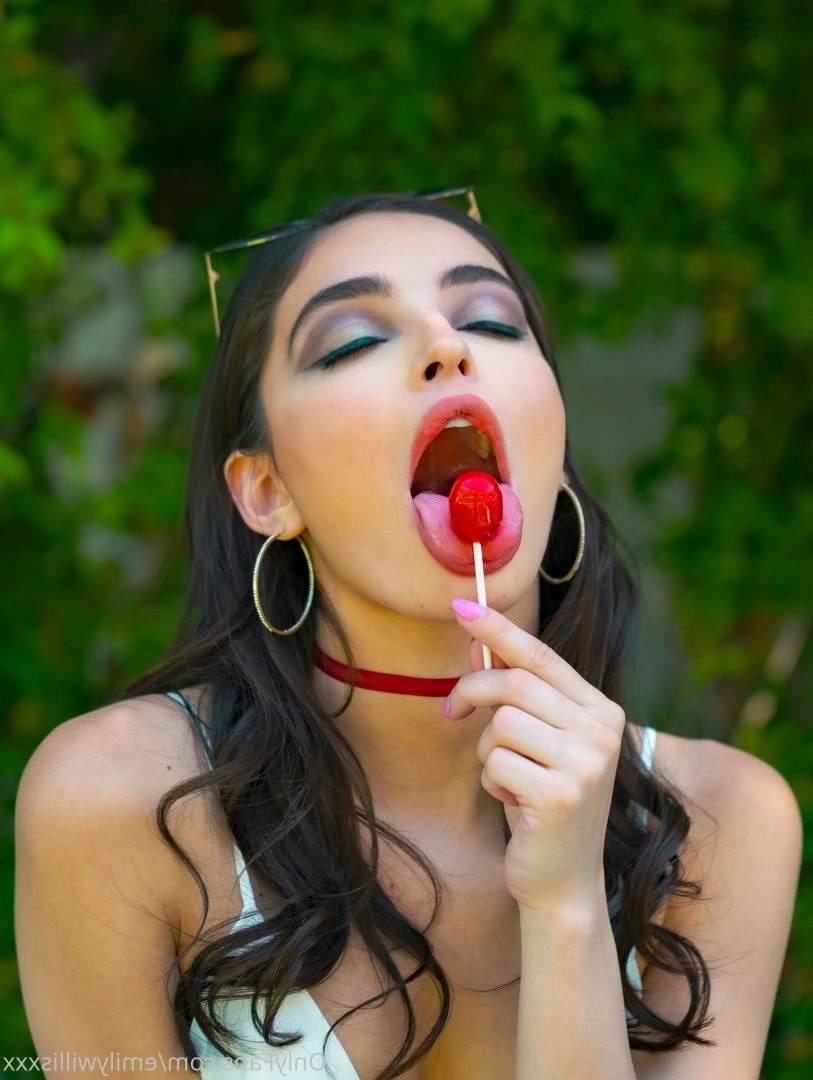 Emily Willis [ emilywillisxxx ] Onlyfans leaked photo 4348718 on Hotleaks.tv