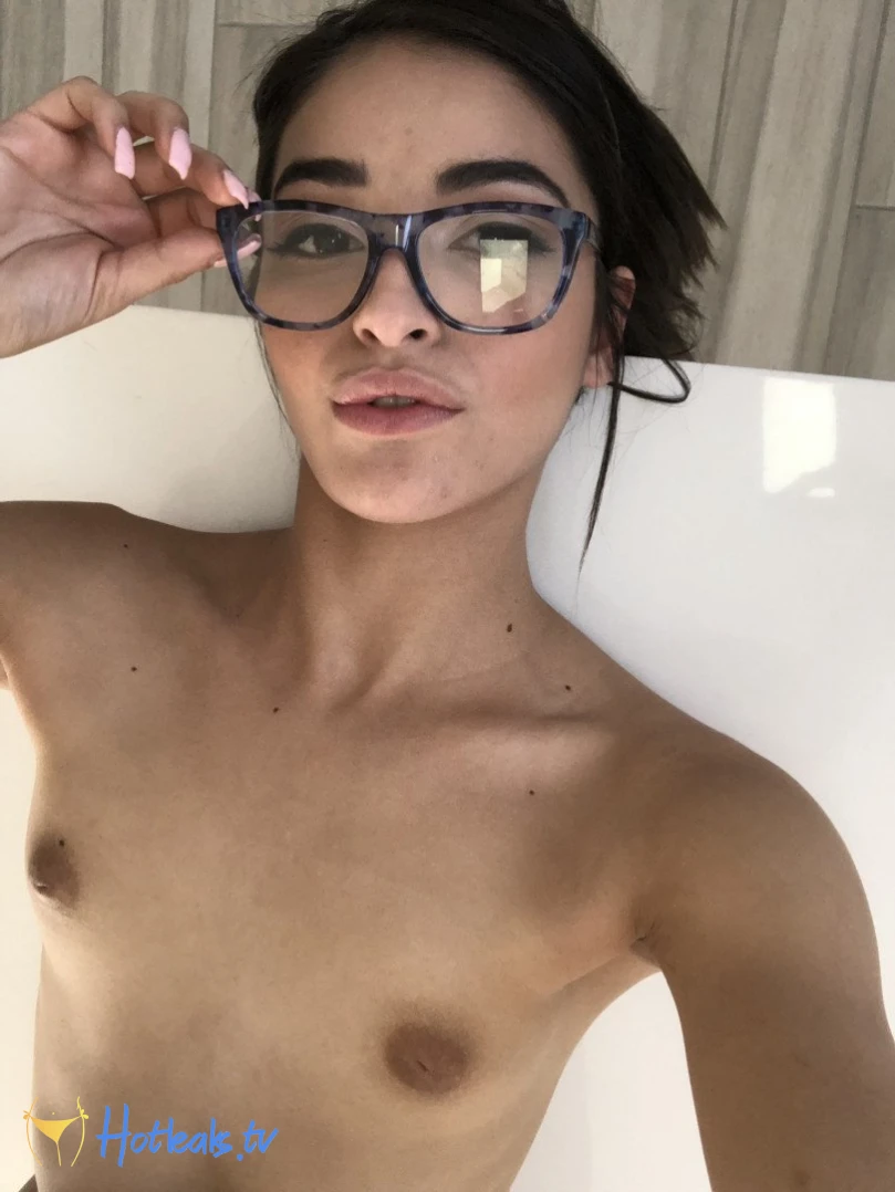 Emily Willis [ emilywillisxxx ] Onlyfans leaked photo 358022 on Hotleaks.tv