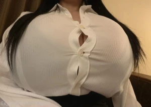 5750825
