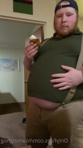 4557916