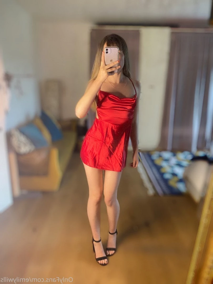 Emily 🇬🇧 best ass on only fans 😉 [ emilywills ] Onlyfans leaked photo 359303 on Hotleaks.tv