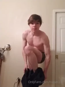 15773273