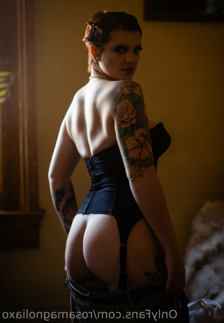 Rosa Magnolia 🌹 [ rosamagnoliaxo ] Onlyfans leaked photo 10958626 on Hotleaks.tv