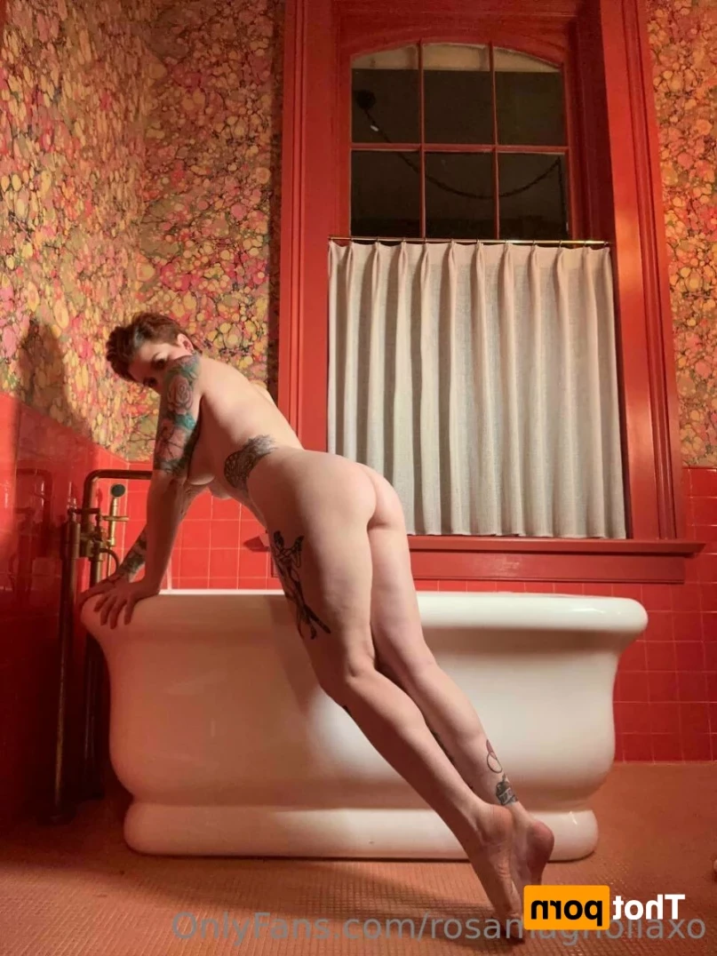 Rosa Magnolia 🌹 [ rosamagnoliaxo ] Onlyfans leaked photo 13407339 on Hotleaks.tv