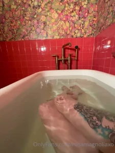Rosa Magnolia 🌹 [ rosamagnoliaxo ] Onlyfans leaked video 14287881 on Hotleaks.tv