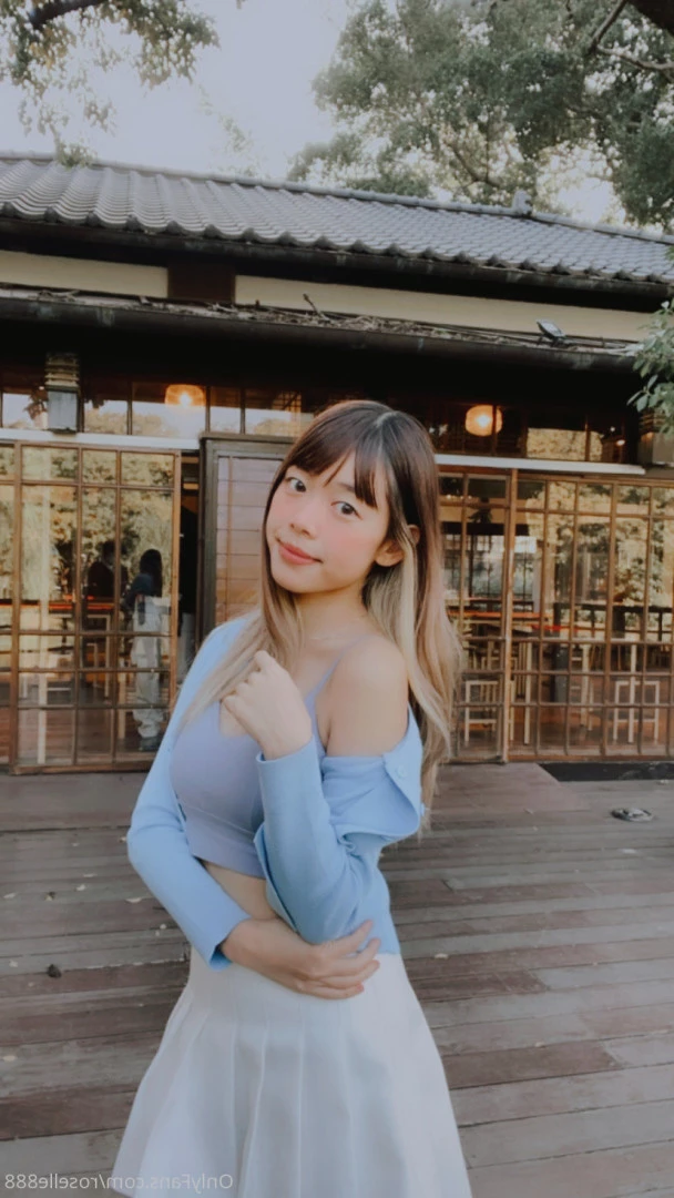 Roselle_888 [ roselle888 ] Onlyfans leaked photo 5695263 on Hotleaks.tv