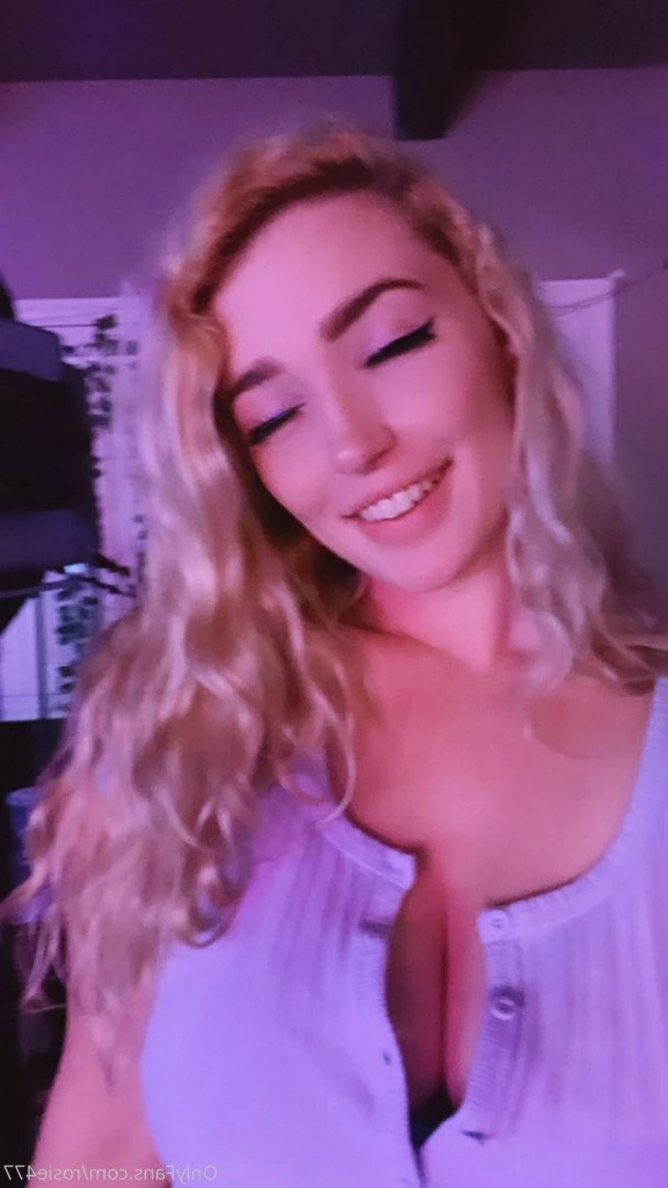 rosie [ rosie477 ] Onlyfans leaked photo 2739405 on Hotleaks.tv