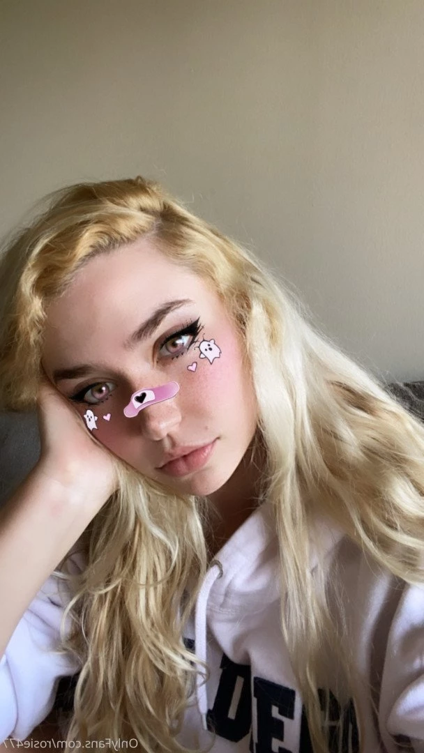 rosie [ rosie477 ] Onlyfans leaked photo 2739547 on Hotleaks.tv