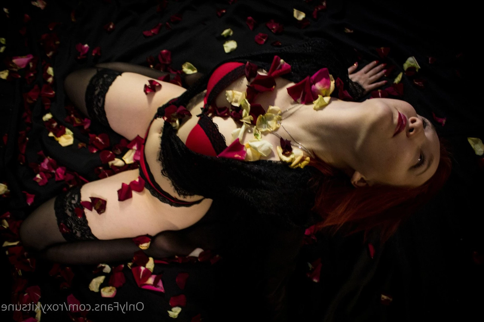 Roxy Kitsune [ roxykitsune ] Onlyfans leaked photo 3105058 on Hotleaks.tv